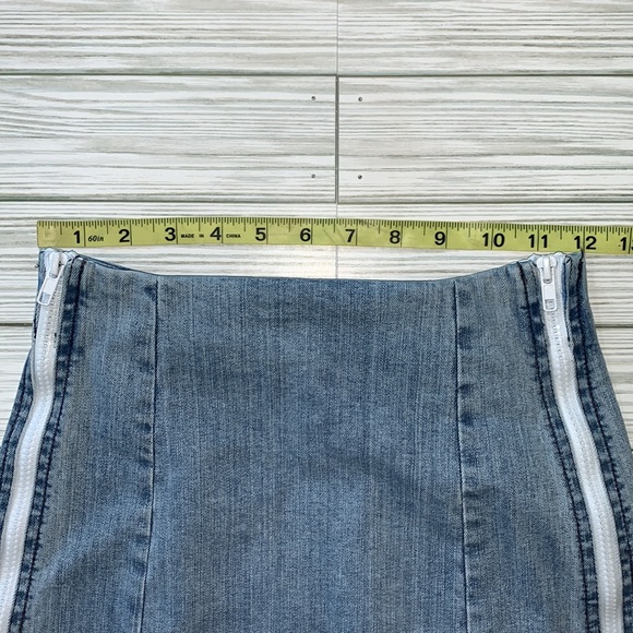 CARMAR Denim Mini Zipper Skirt - Picture 8 of 8